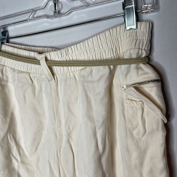 Zara Cord Belt Cream High Waisted Shorts. Size Medium. - Picture 6 of 10